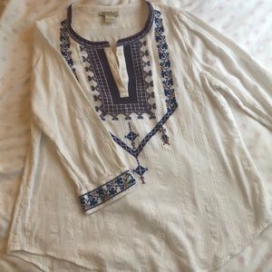 Embroidered blouse